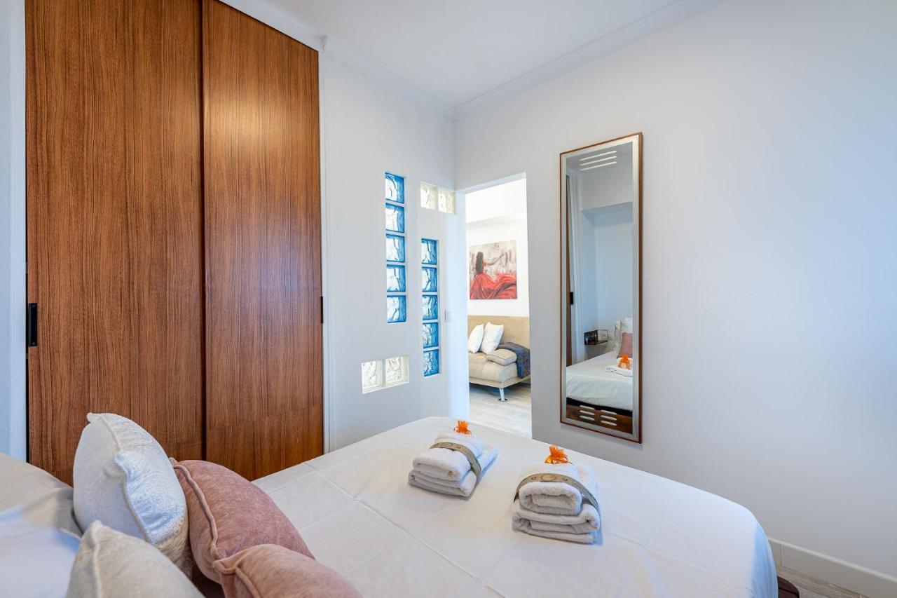 797 Holiday Rentals- Apartamento En Aloha Playa Frente Al Mar Benalmádena Zewnętrze zdjęcie